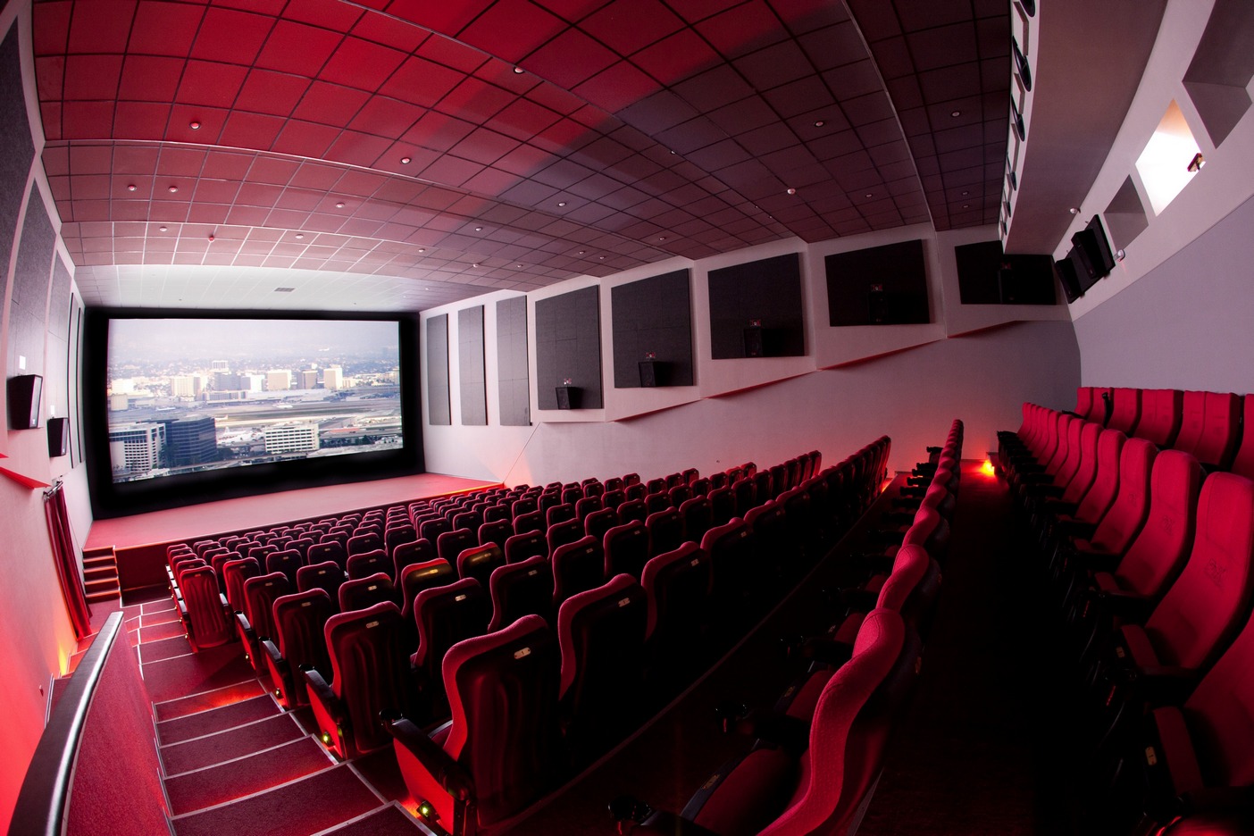 Оборот российских кинотеатров упал на 95% по сравнению с прошлым годом